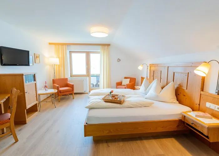 Hotel Garni Buchinger 3*